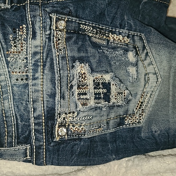 Miss Me Jeans - Picture 4 of 17